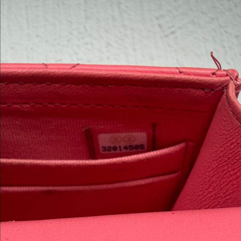 CHANEL Cluth with Chain Quilted Mini Bag - Picture 10 of 17